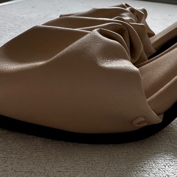 Pillow Kitten Heels - Picture 3 of 5